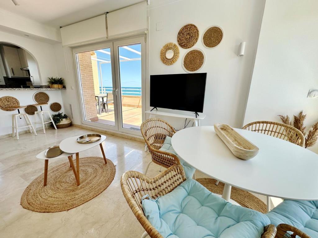 Atico Frontal Al Mar Con Piscina Privada By Homeprive Denia Eksteriør bilde